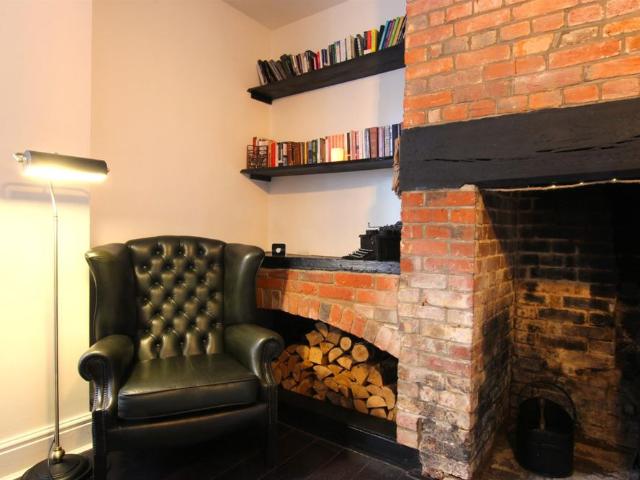 Apartment for rent in Hambledon, Winchester