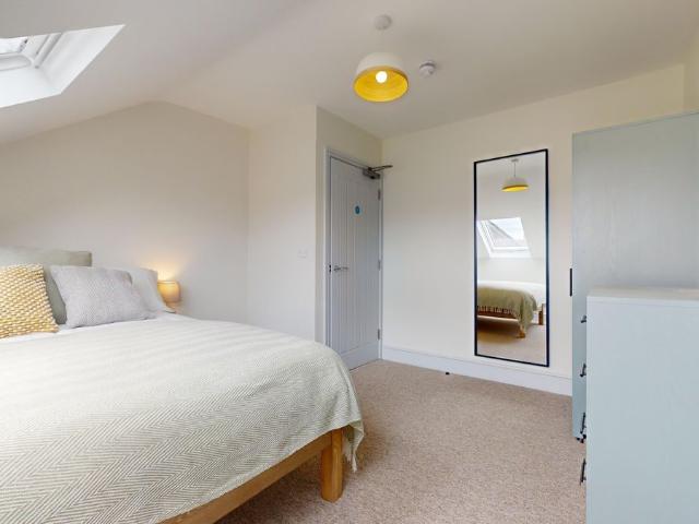 Room for rent in Ilminster, Somerset