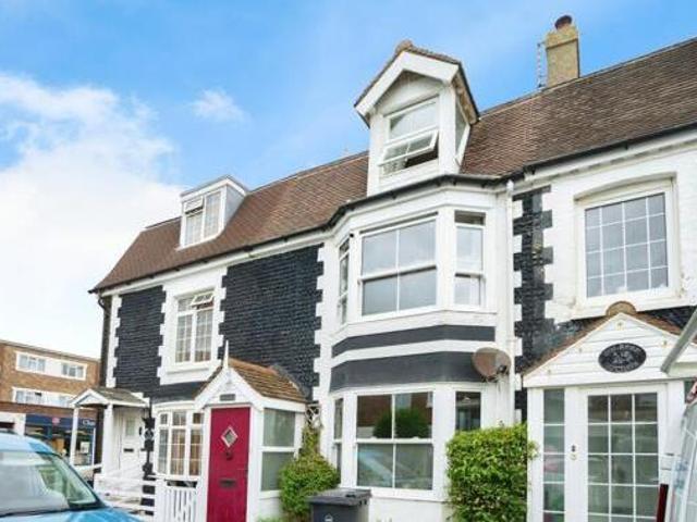 House for sale in Fishersgate, West Sussex