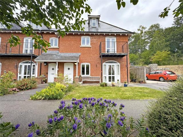 Apartment for rent in Cross In Hand, East Sussex