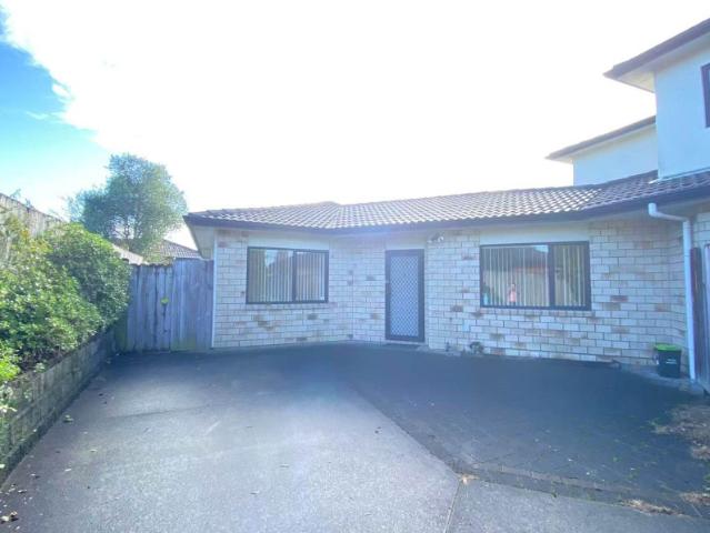 House for rent in Howick, Oroua County