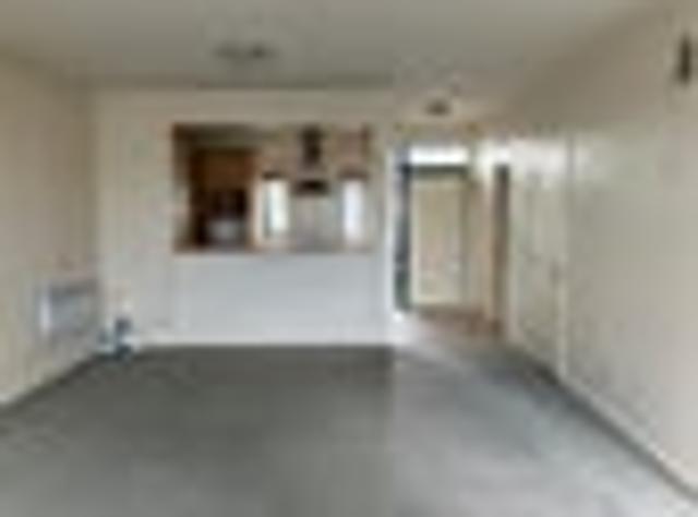 Townhouse for rent in Howick, Oroua County
