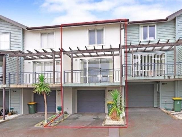Apartment for rent in Botany, Howick