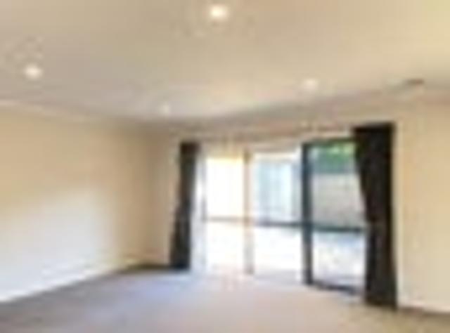 House for rent in Howick, Oroua County
