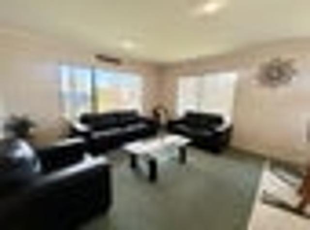 House for rent in Howick, Oroua County