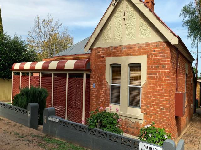 Apartment for rent in Piallamore, New South Wales