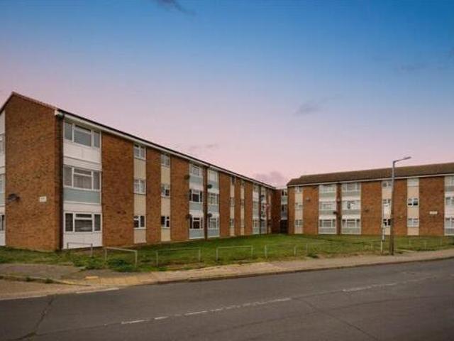 House for sale in Tilbury, Essex