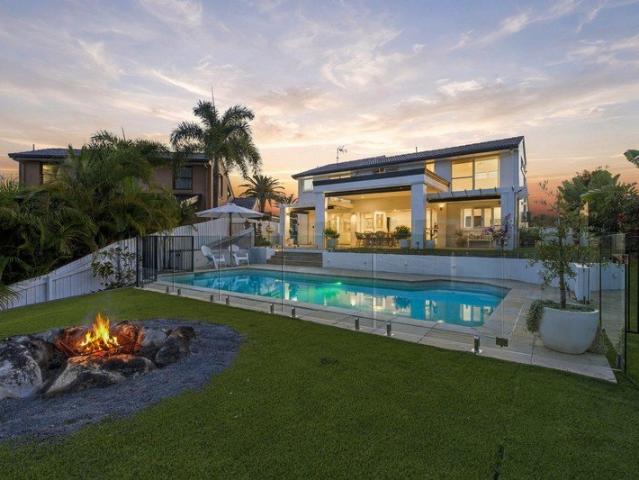 House for sale in Benowa, Gold Coast City