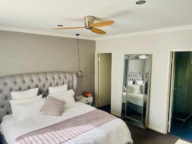 Room for rent in East Victoria Park, Western Australia