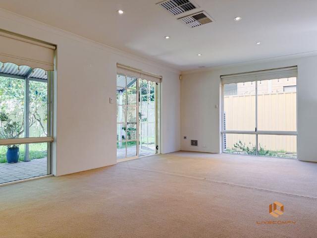 Room for rent in Cockburn, Western Australia