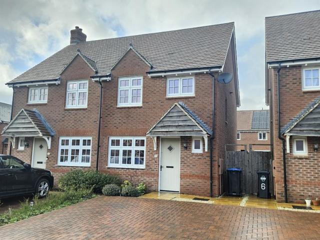 House for rent in Houlton, New Bilton