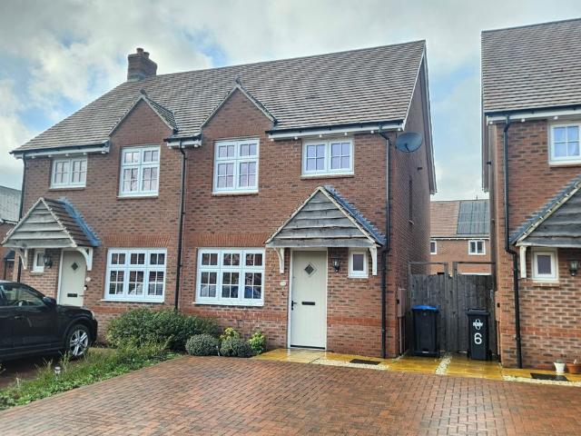 House for rent in Houlton, New Bilton