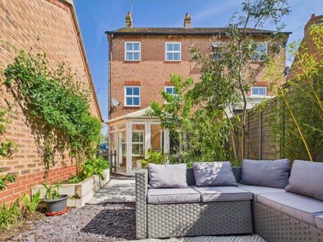 House for sale in Hampton Green, Cambridgeshire