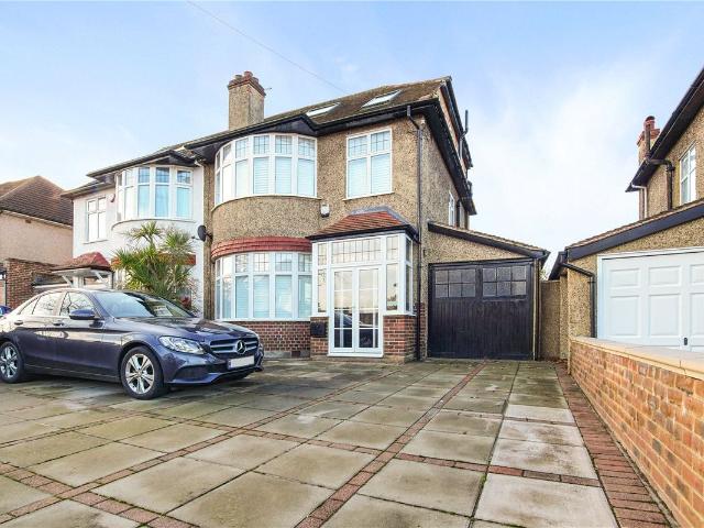 House for rent in London Borough of Croydon, Shirley