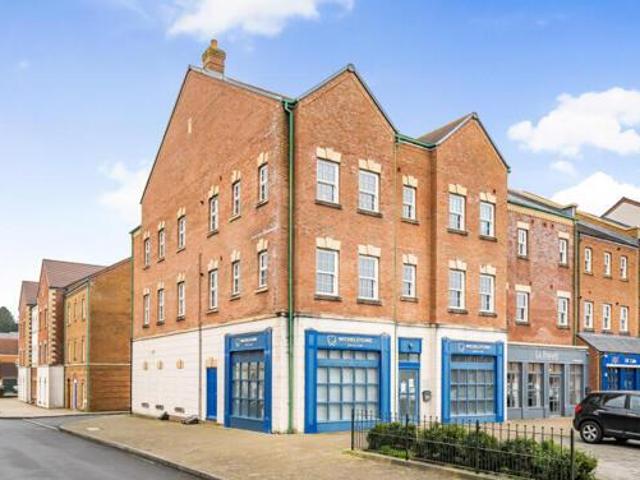House for sale in Swindon
