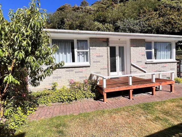 Apartment for rent in Days Bay, Wellington