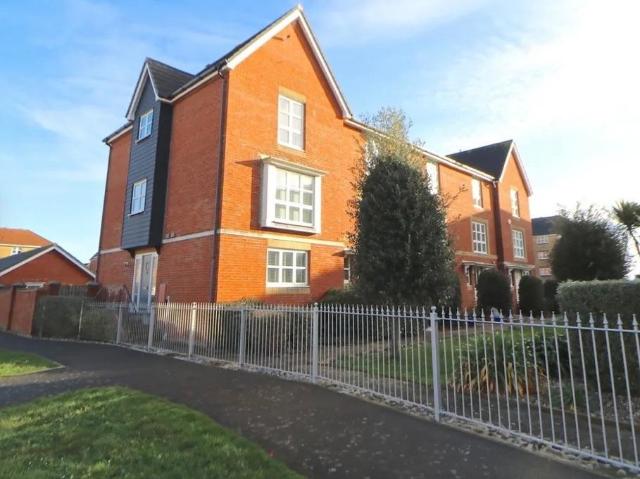 House for rent in Crumbles, Eastbourne