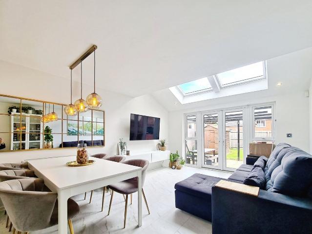 House for rent in Brinnington, Greater Manchester