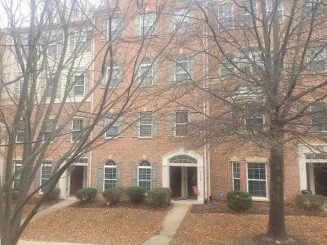 Condo for sale in Virginia