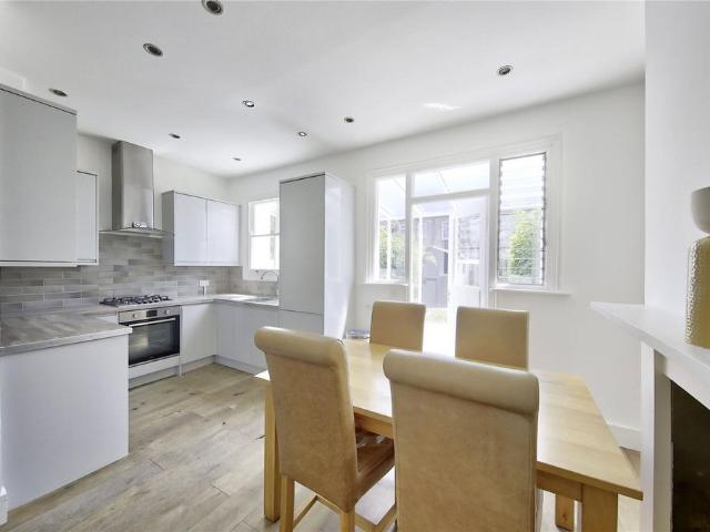 House for rent in London Borough of Merton, Collier's Wood
