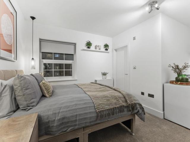 Studio for rent in Upperton, Eastbourne