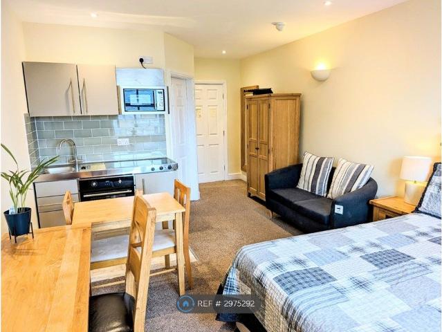 Room for rent in Par, Cornwall