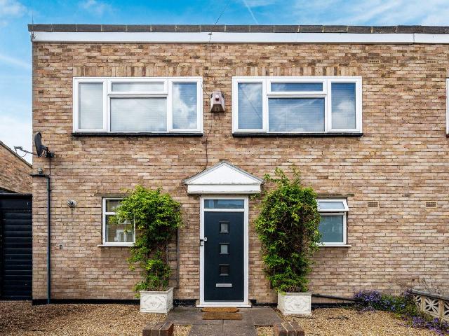 House for rent in Kidbrooke, Greater London