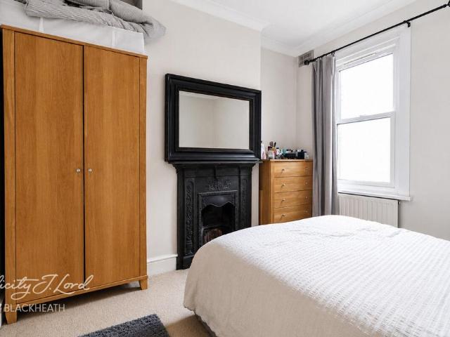 Apartment for rent in Kidbrooke, Greater London