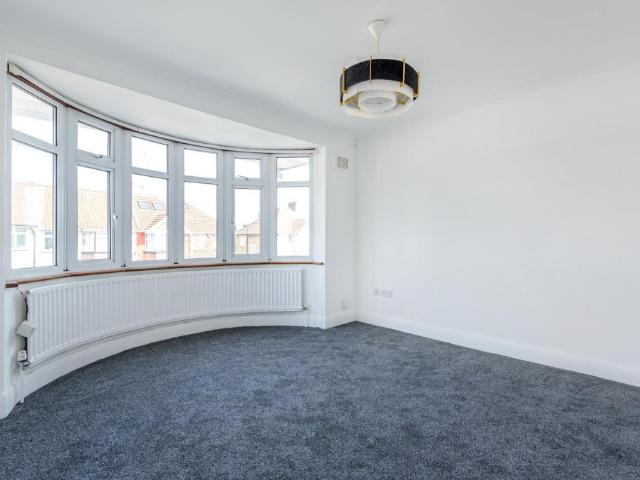 Apartment for rent in London Borough of Ealing, Greater London