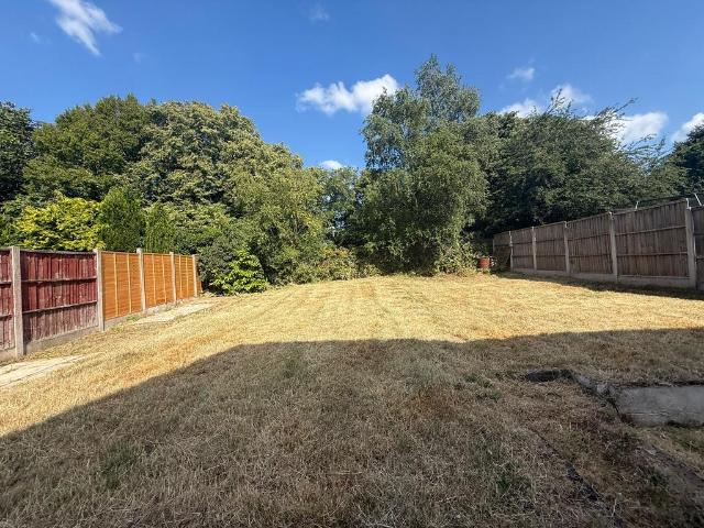 House for rent in Merryhill, West Midlands