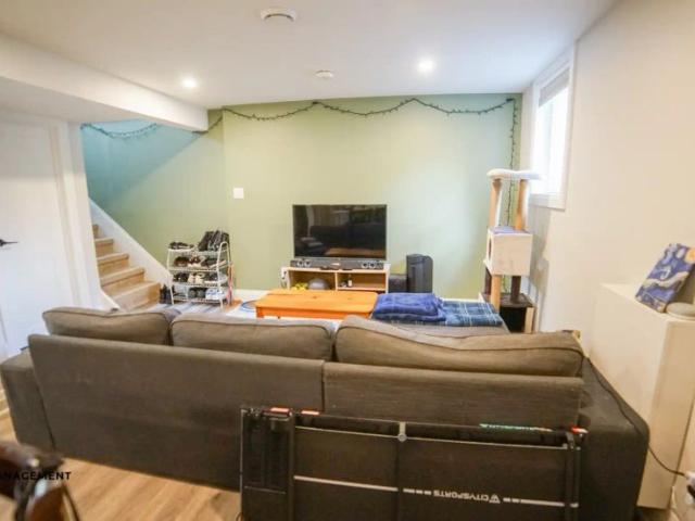 House for rent in Welland, Golden Horseshoe