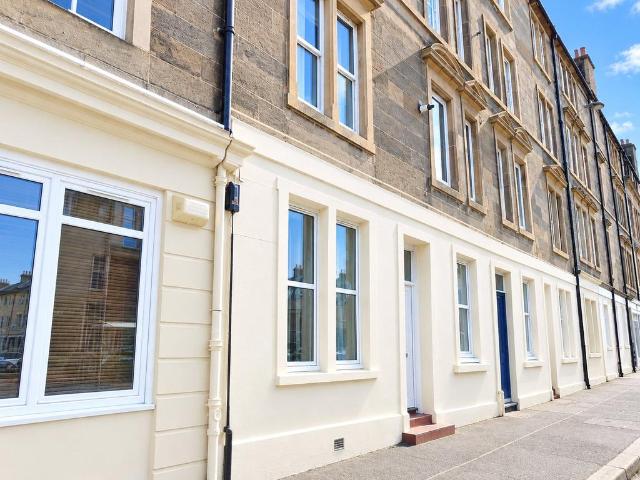 Apartment for rent in Hillside, City of Edinburgh