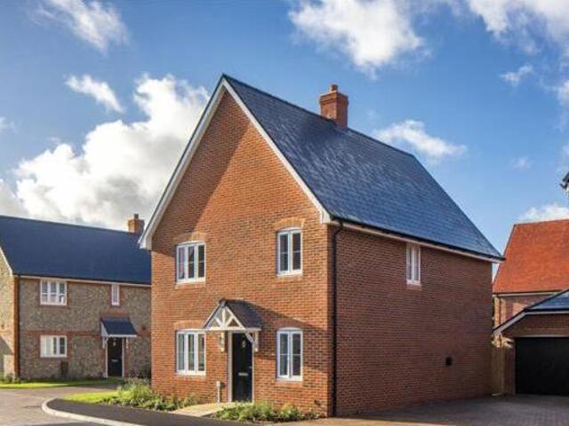House for sale in Littlecote, West Sussex