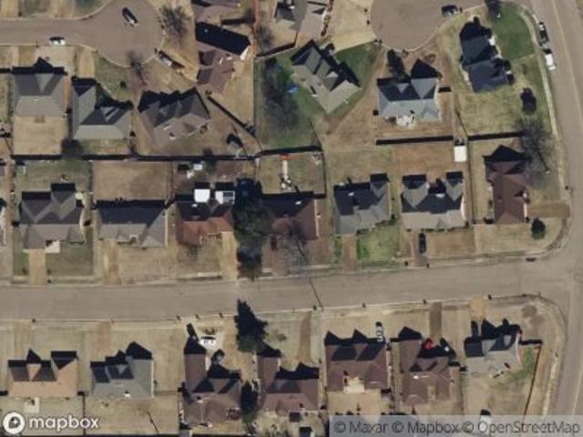 House for sale in The Grove at Stonebriar, Memphis