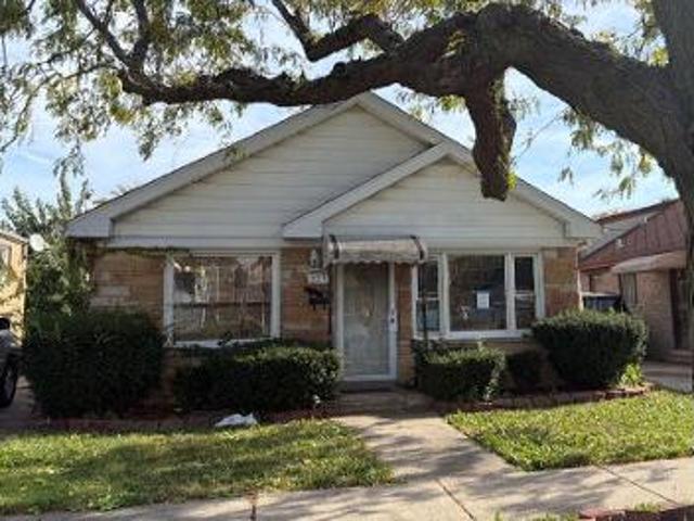 House for sale in Bellwood, Illinois