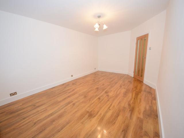 House for rent in Gants Hill, Greater London