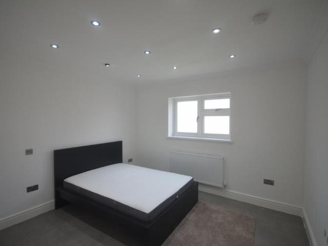 Apartment for rent in Gants Hill, Greater London