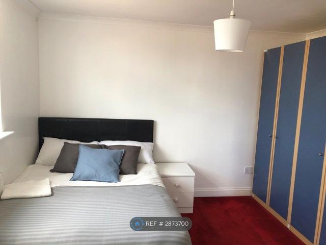 Room for rent in Greater London