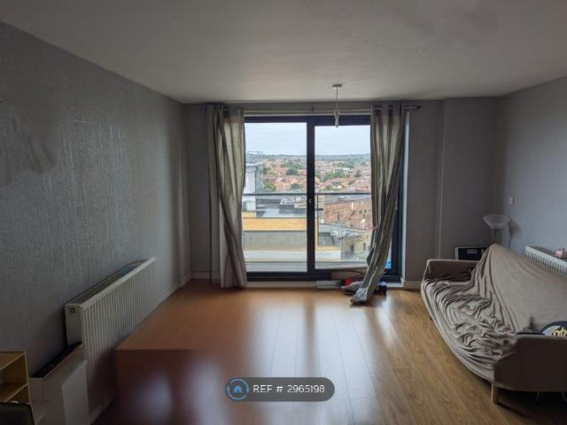 Apartment for rent in Gants Hill, Greater London