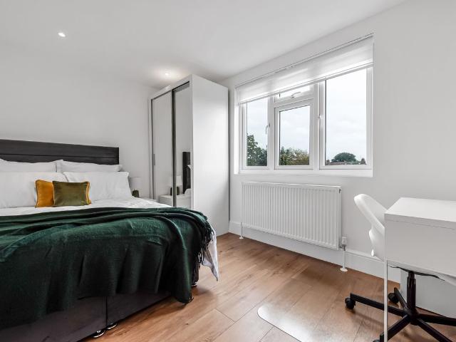 Room for rent in London Borough of Redbridge, Greater London