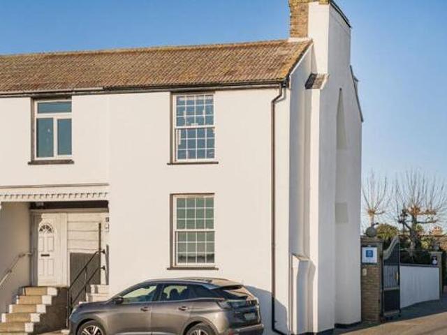 House for rent in Alton Barnes