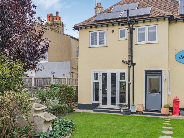 House for rent in Kursaal Estate, Alton Barnes