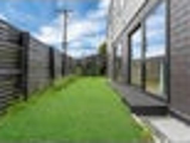 House for sale in Lynfield