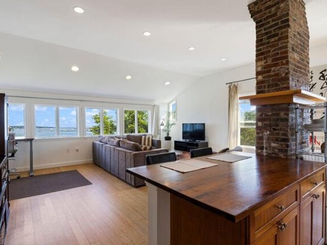 Condo for sale in Peaks Island, Maine