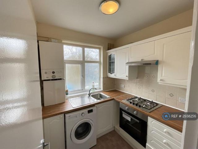 House for rent in London Borough of Merton, Mitcham