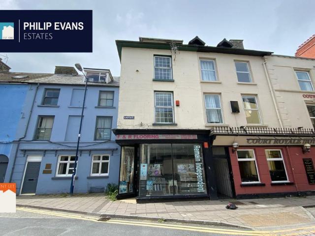 Apartment for rent in Waun Fawr, Wales