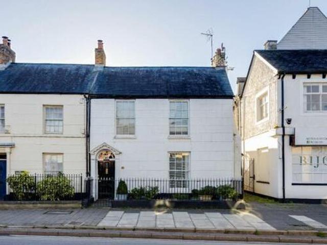 House for sale in Lyons, Greater London