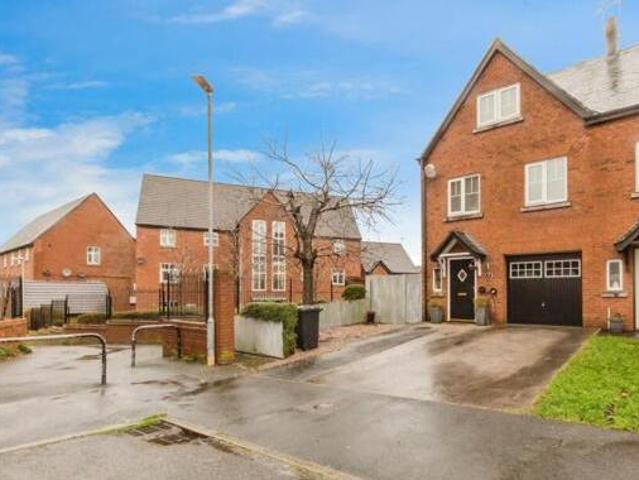 House for sale in Hurdsfield, Macclesfield