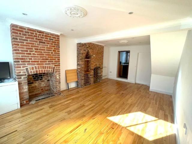 House for rent in Moreton Hall, Chedburgh