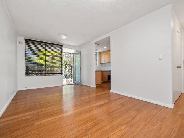 House for rent in Eastlakes, Sydney